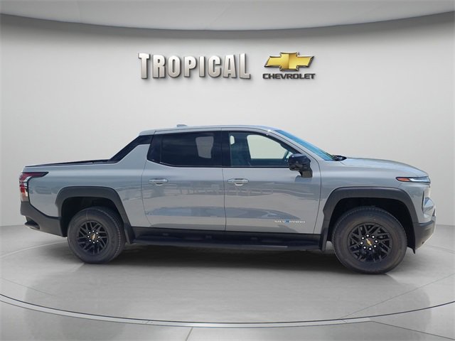 New 2026 Chevrolet Silverado EV LT image 6
