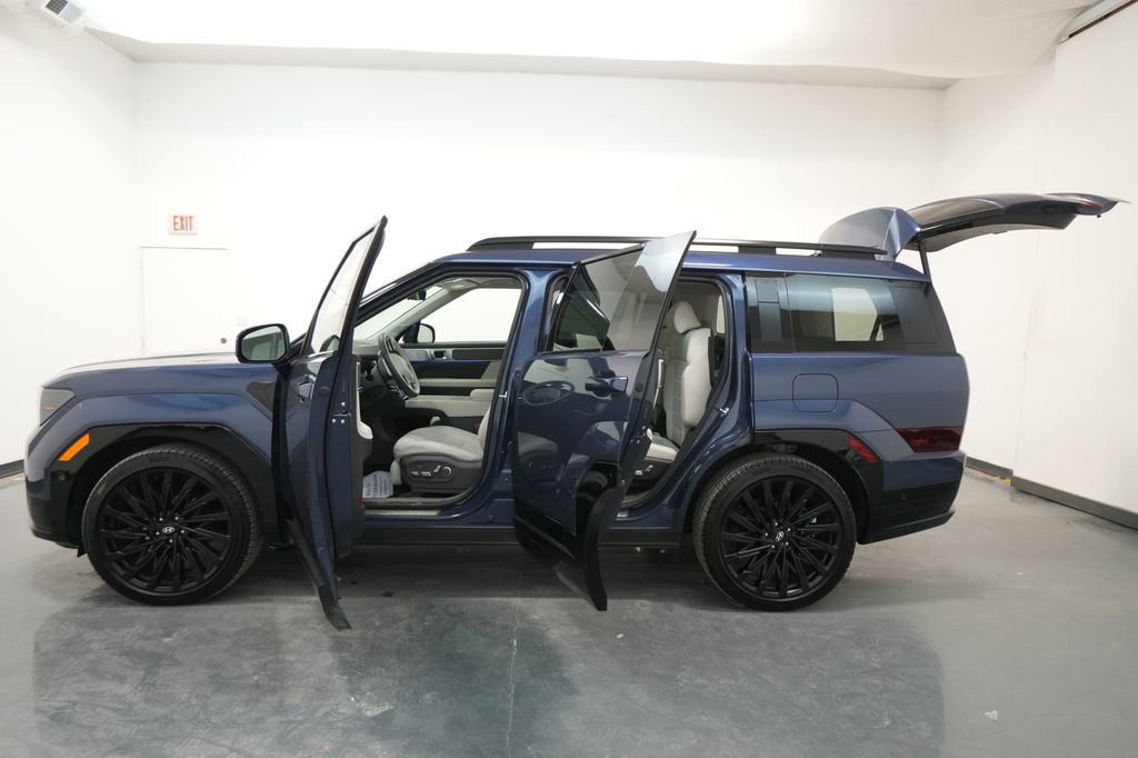 Used 2025 Hyundai Santa Fe Calligraphy image 37
