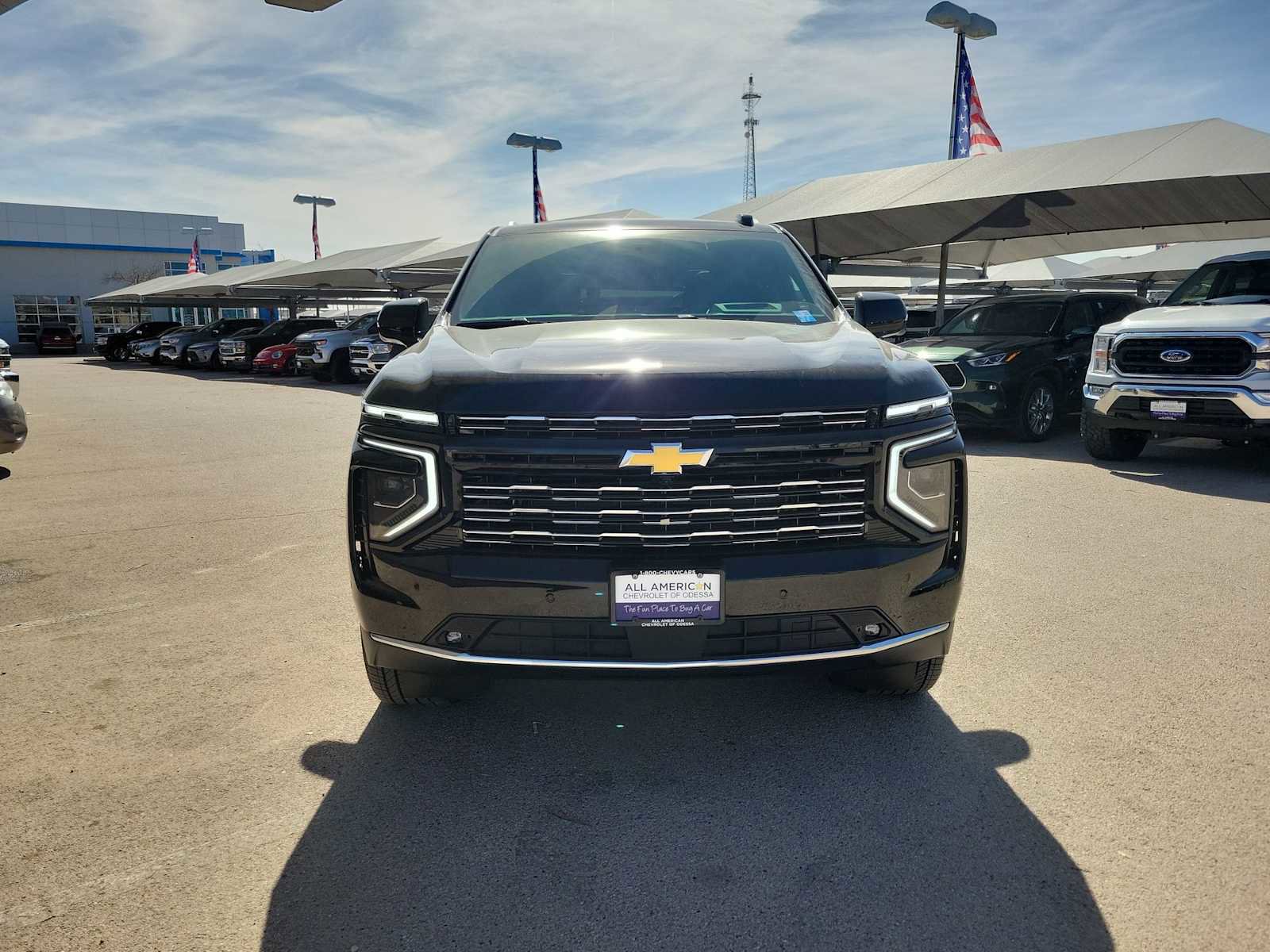 New 2026 Chevrolet Suburban High Country AWD/4WD image 3