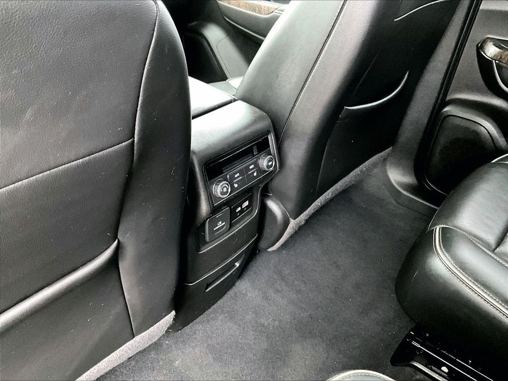 Used 2023 GMC Acadia Denali w/ Denali Ultimate Package AWD/4WD image 29