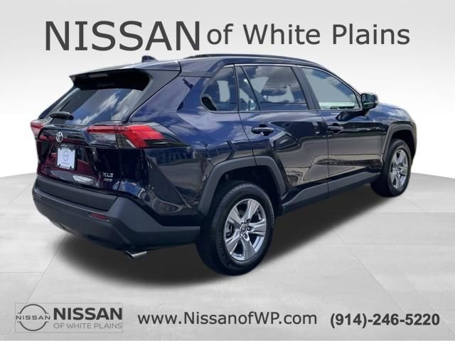 Used 2025 Toyota RAV4 XLE w/ Convenience Package AWD/4WD image 5