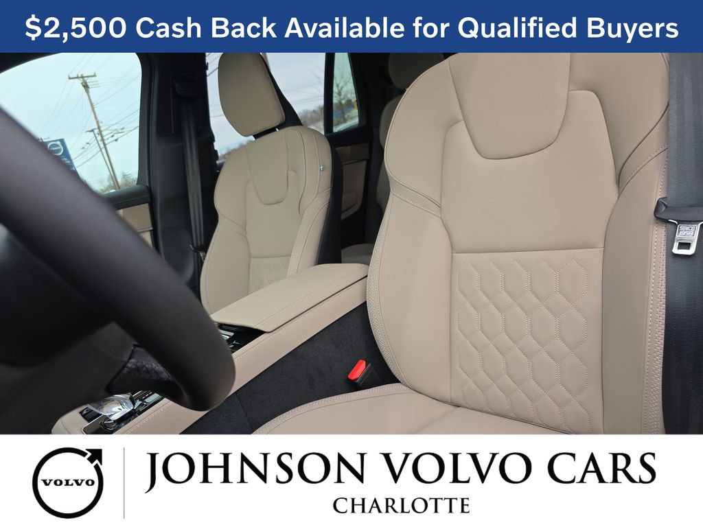 New 2026 Volvo XC90 B6 Plus image 17