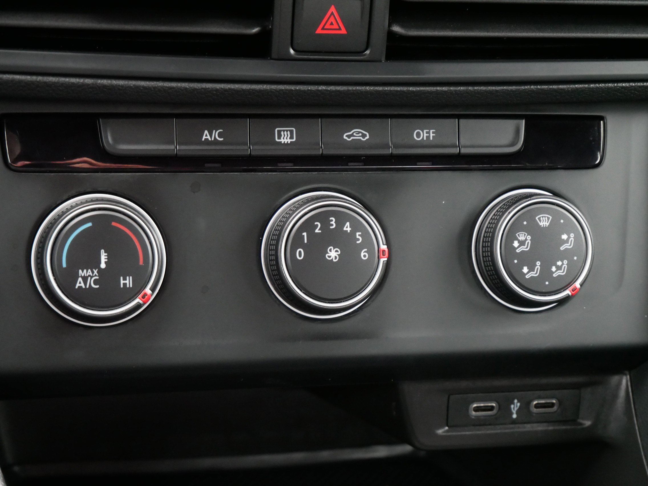 Certified 2023 Volkswagen Jetta Sport image 23