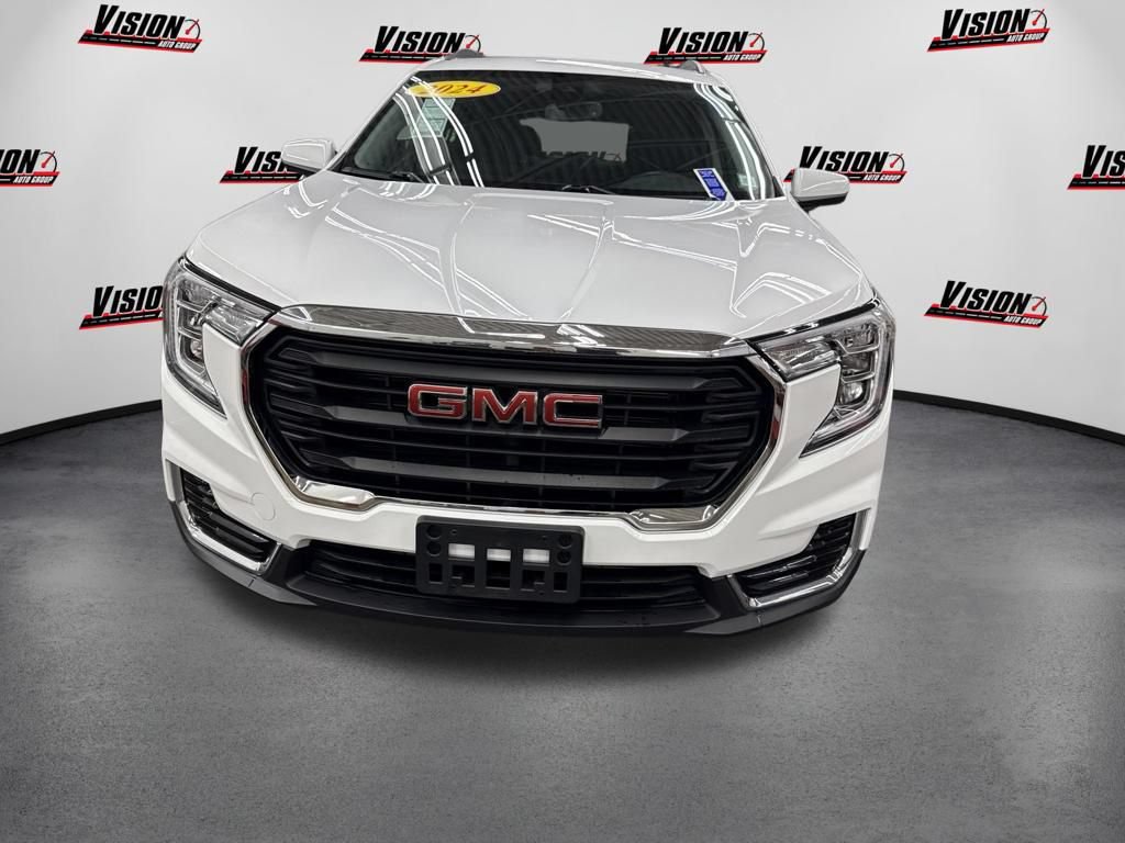Used 2024 GMC Terrain SLE w/ Driver Convenience Package AWD/4WD video 2