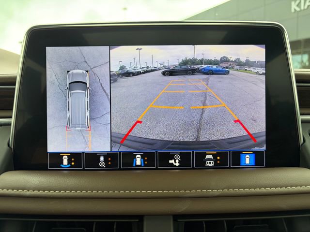 Used 2021 Chevrolet Tahoe High Country w/ Premium Package AWD/4WD image 6