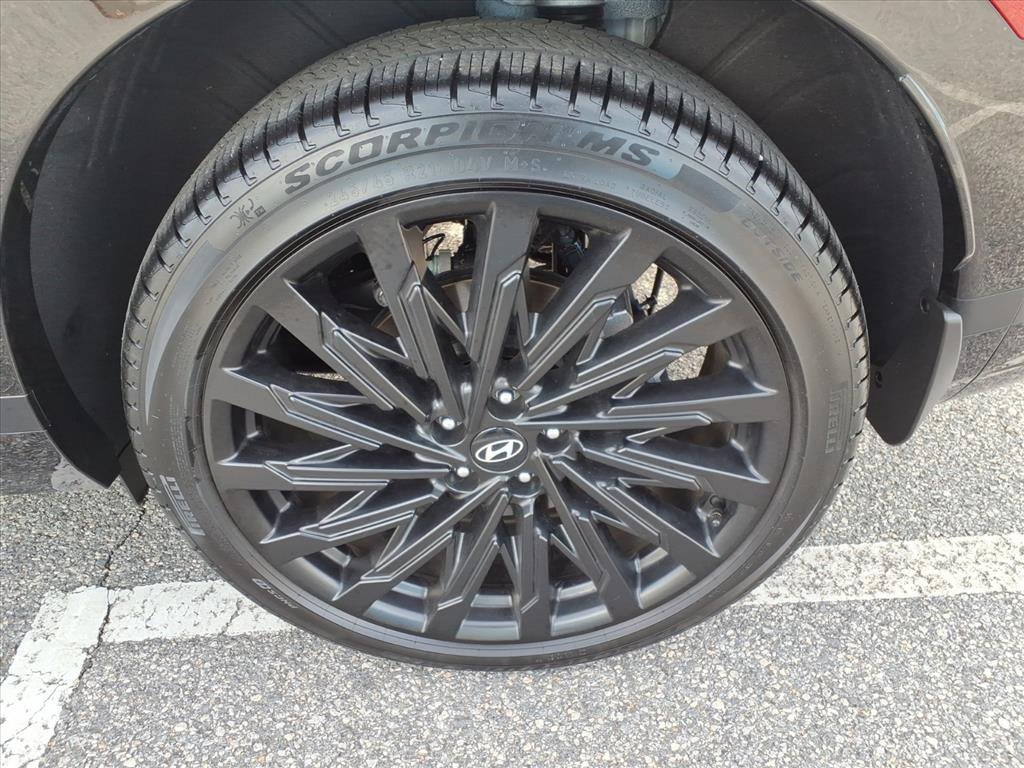 Used 2025 Hyundai Santa Fe Calligraphy image 5