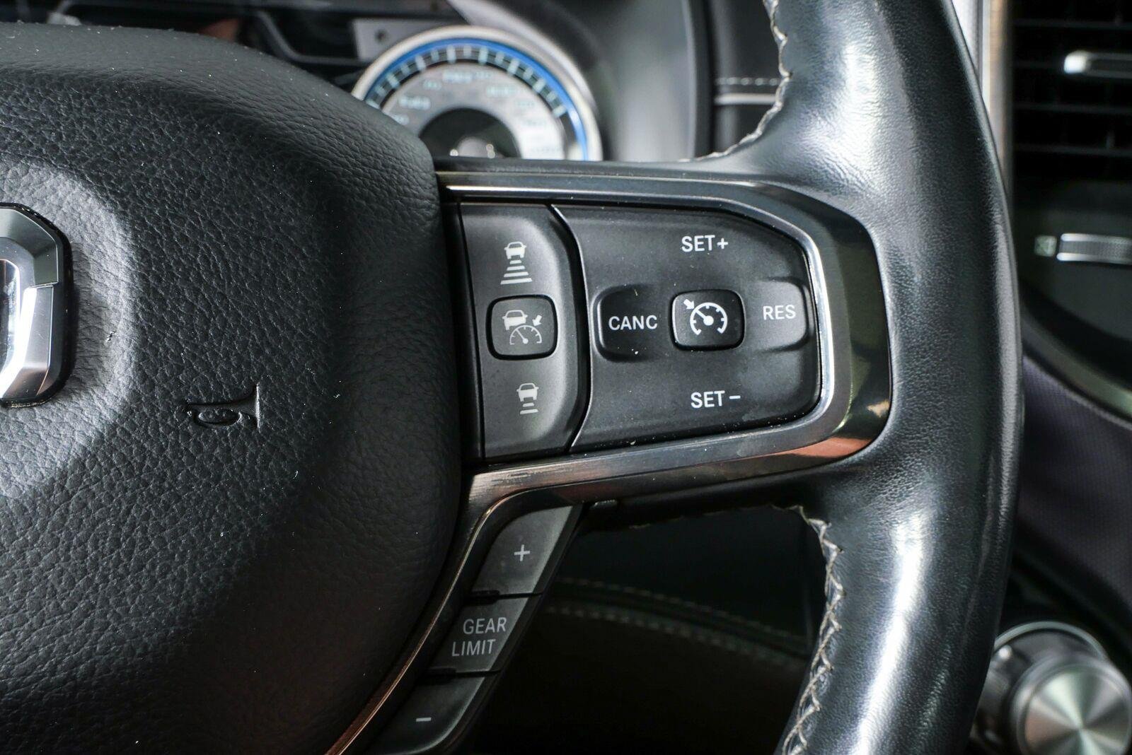 Used 2019 RAM 1500 Limited AWD/4WD image 12