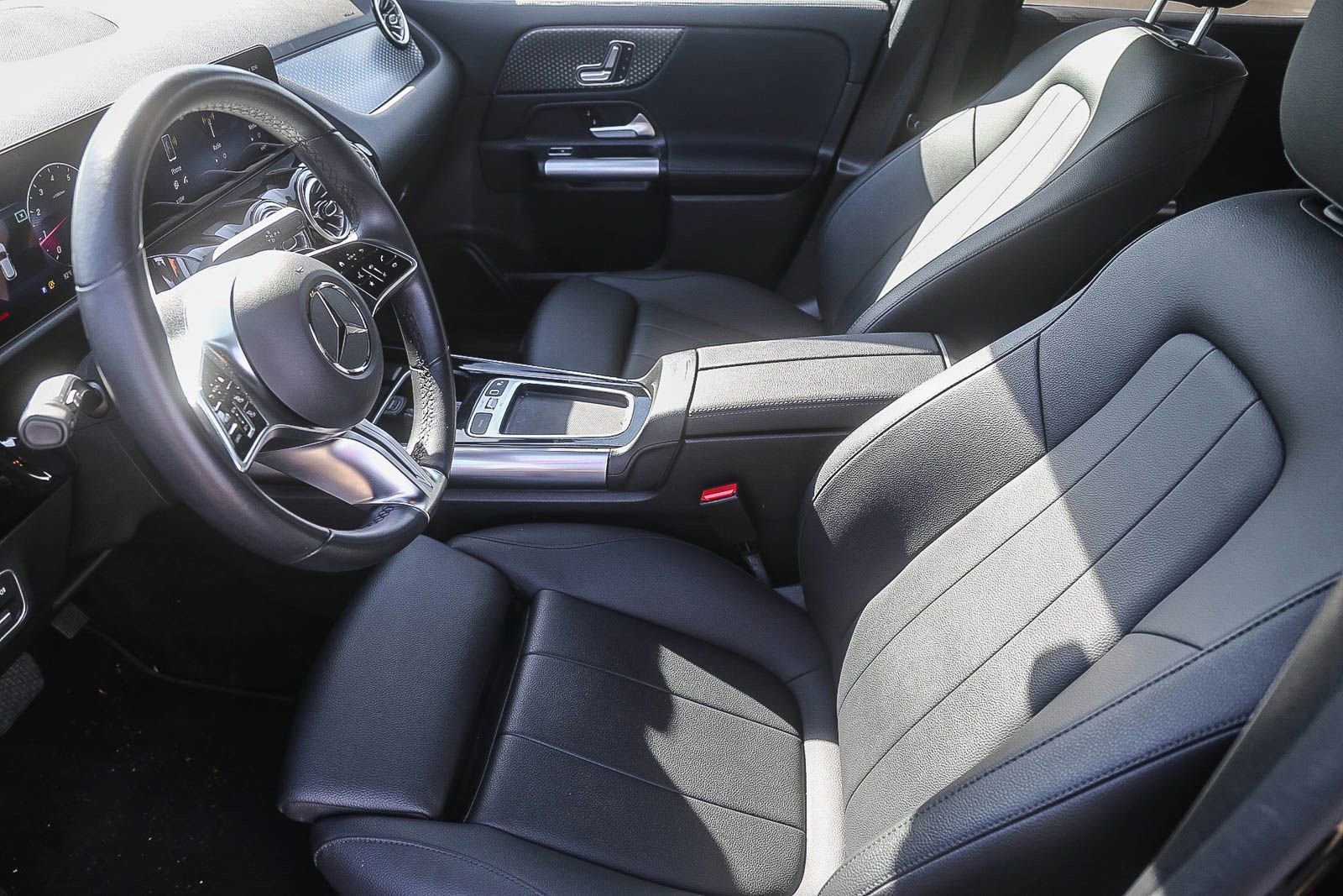 Used 2025 Mercedes-Benz GLA 250 image 5