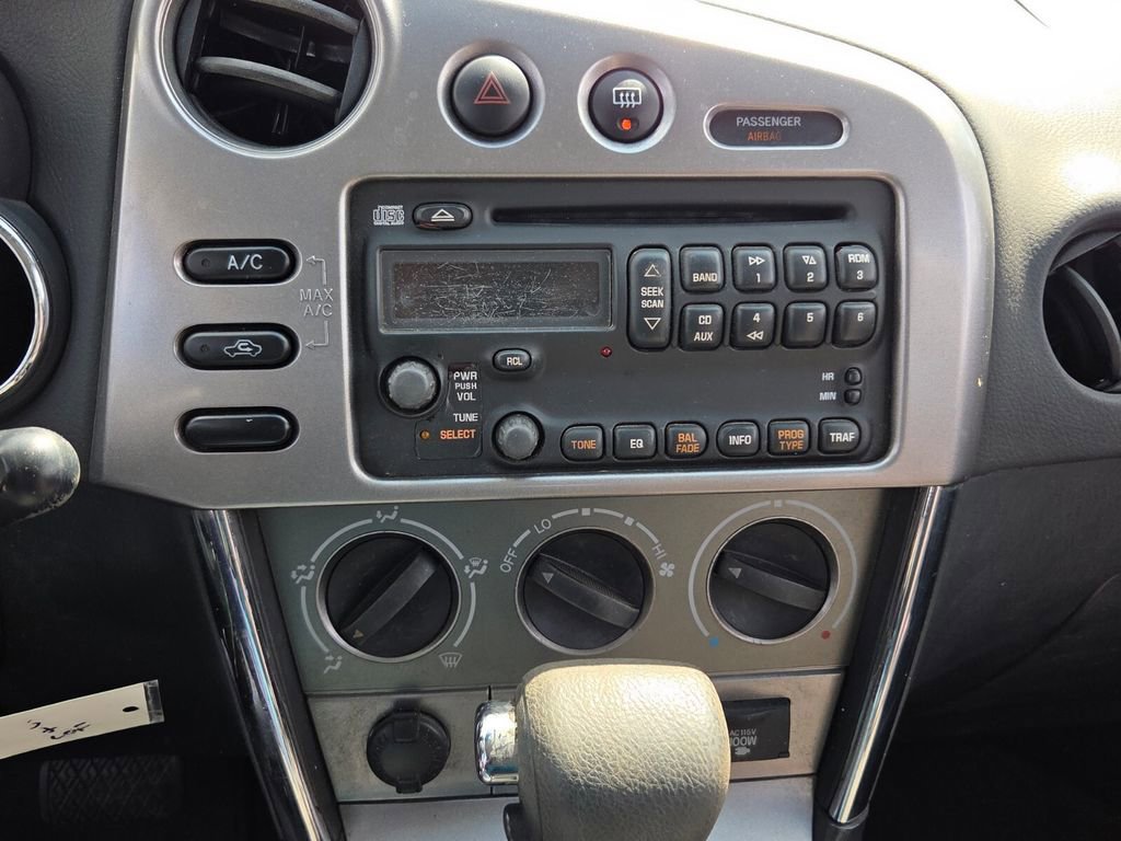 Used 2008 Pontiac Vibe w/ Preferred Package FWD image 20