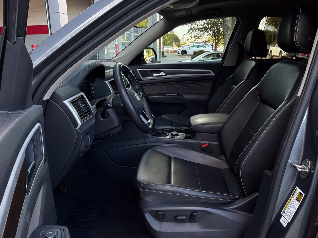 Used 2022 Volkswagen Atlas SE AWD/4WD image 12