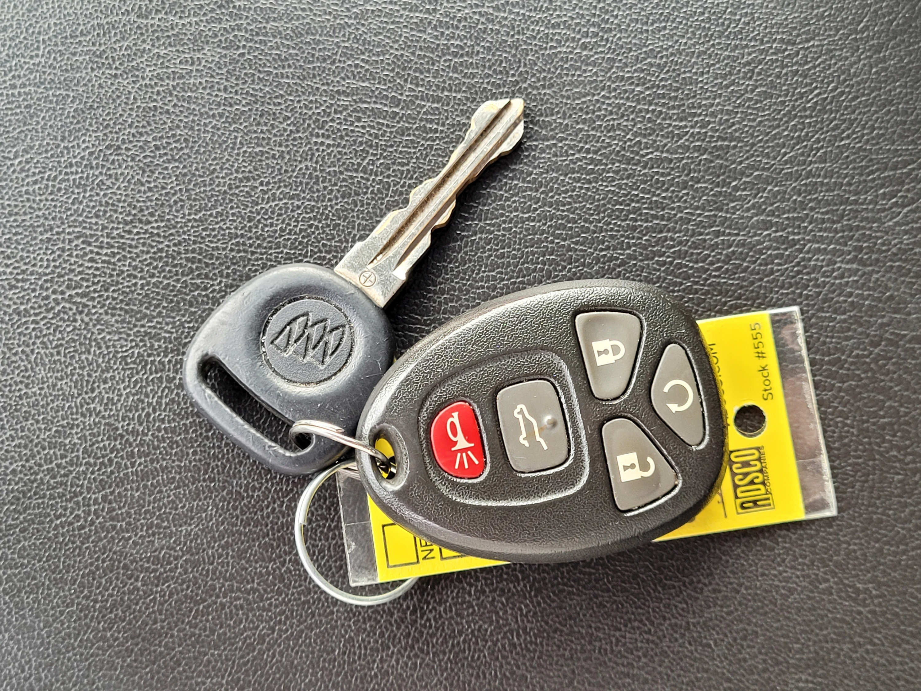 Used 2015 Buick Enclave Leather FWD image 11