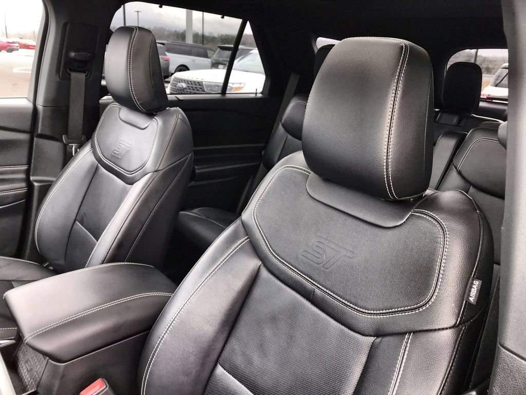 Used 2023 Ford Explorer ST w/ Equipment Group 401A image 11