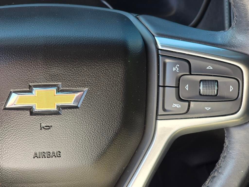 Used 2021 Chevrolet Suburban LT RWD image 17