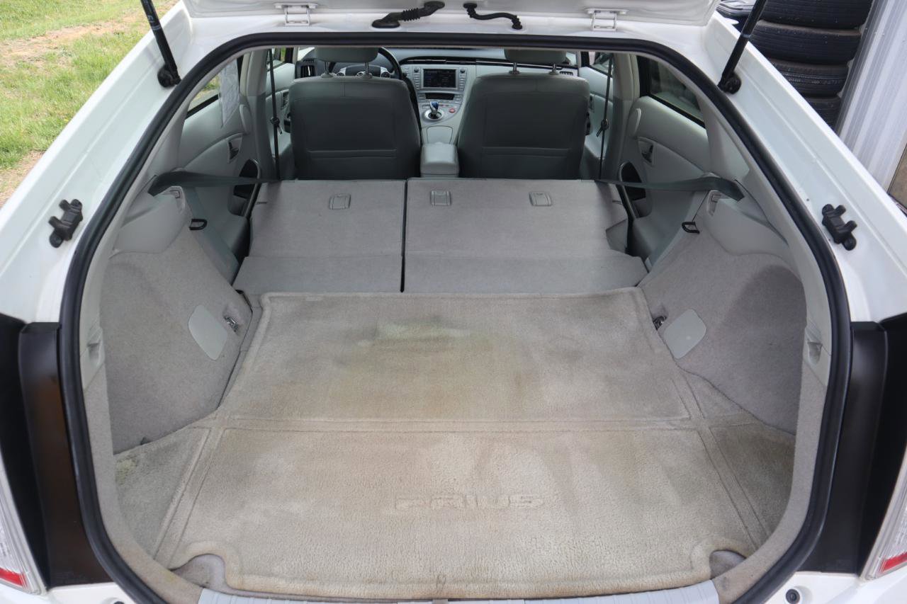 Used 2015 Toyota Prius Four w/ Deluxe Solar Roof Package image 52