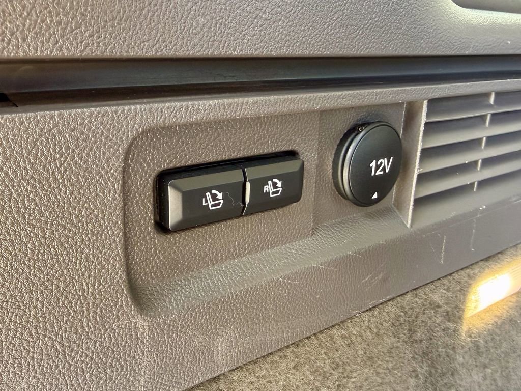 Used 2017 Lincoln MKX Reserve w/ Driver Assistance Package image 17