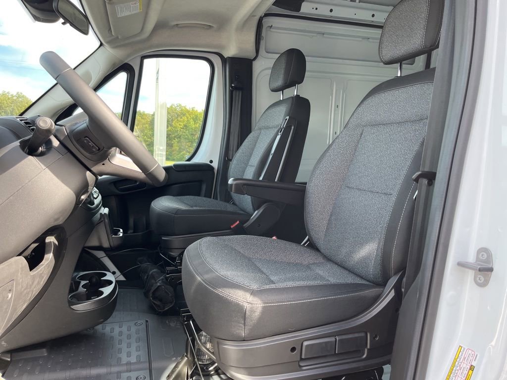 New 2025 RAM ProMaster 1500 w/ Cold Weather Group image 13