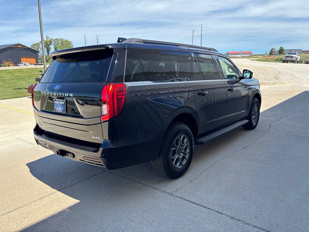 New 2026 Ford Expedition Max Active AWD/4WD image 4