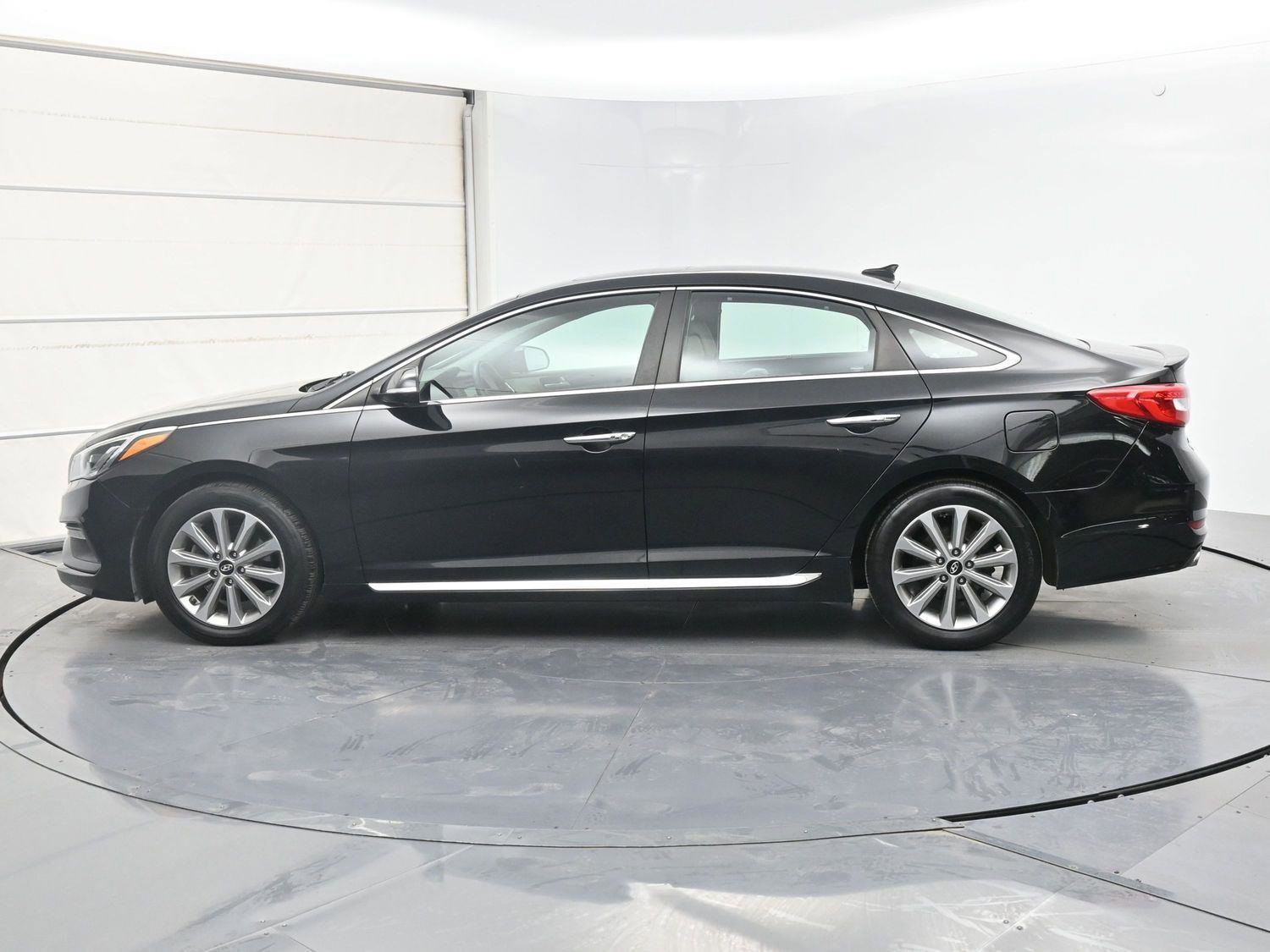 Used 2017 Hyundai Sonata Limited w/ Tech Package 03 FWD image 20