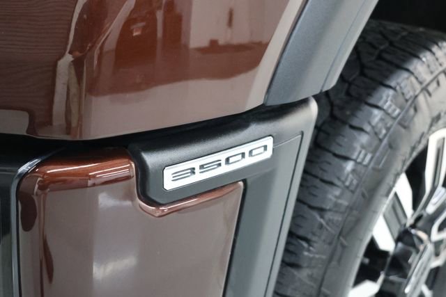 Used 2024 GMC Sierra 3500 Denali Ultimate AWD/4WD image 83