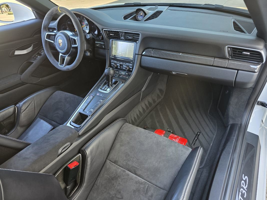 Used 2016 Porsche 911 GT3 RS image 23