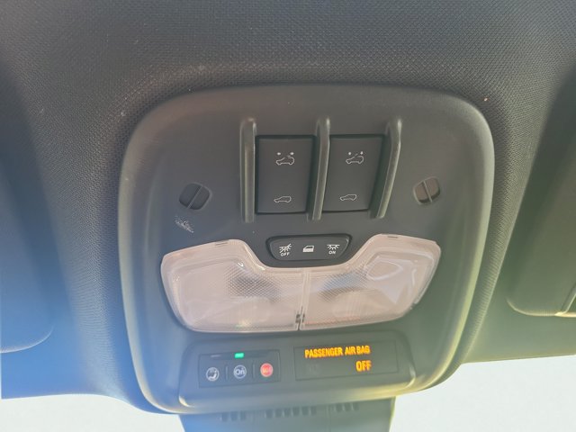Used 2024 GMC Canyon AT4 w/ AT4 Premium Package AWD/4WD image 40
