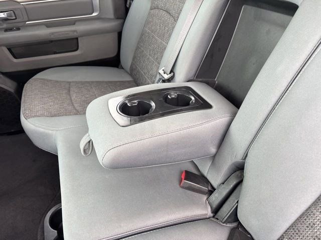 Used 2017 RAM 1500 Classic SLT w/ SLT Plus D←cor Group image 35