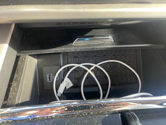 Used 2024 Ford Expedition XLT RWD image 35
