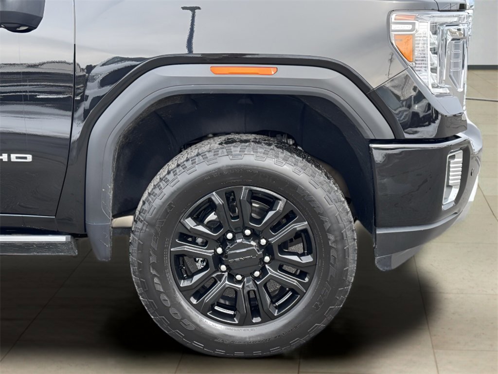 Used 2022 GMC Sierra 3500 Denali w/ Denali Black Diamond Edition image 51