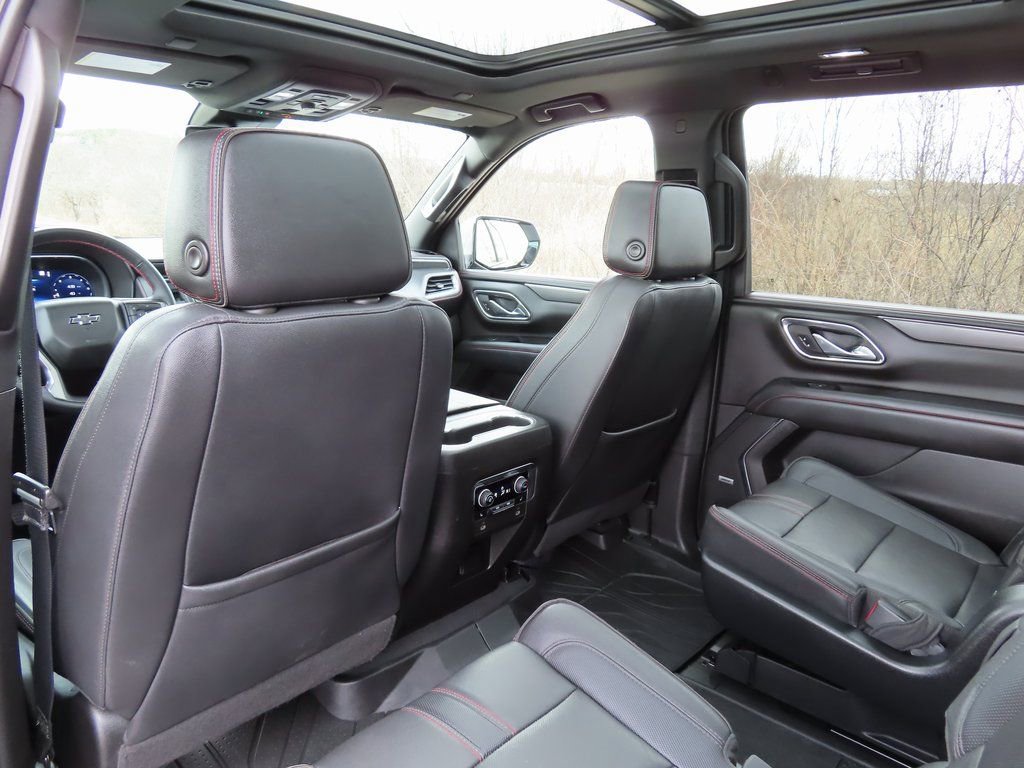 Certified 2023 Chevrolet Suburban RST w/ Luxury Package image 25