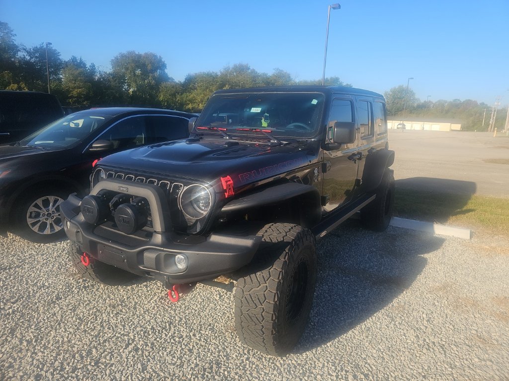 Used 2024 Jeep Wrangler Unlimited Rubicon w/ Technology Group AWD/4WD image 3