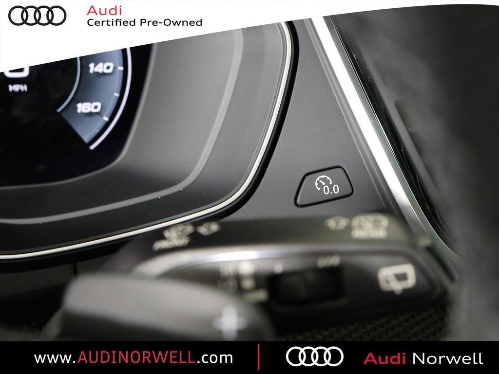 Certified 2025 Audi SQ5 Premium Plus w/ Premium Plus Package AWD/4WD image 32
