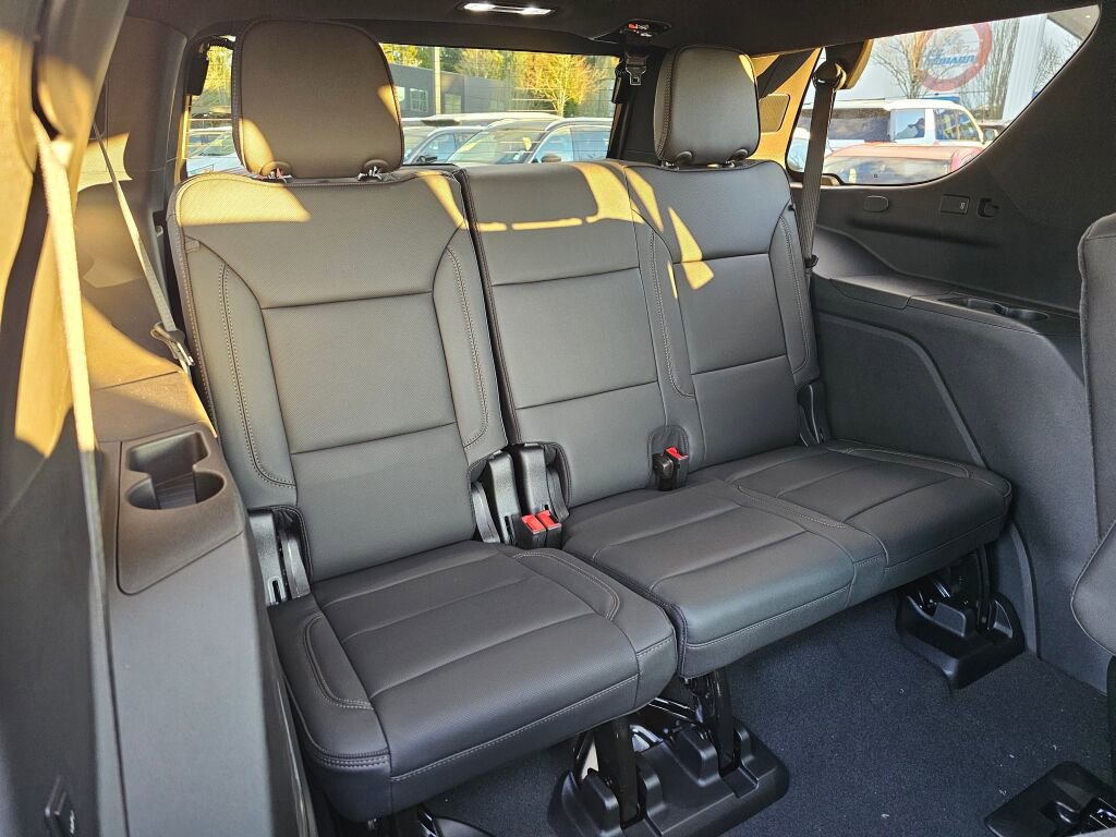 New 2026 Chevrolet Tahoe High Country w/ Sun And Tow Package image 30