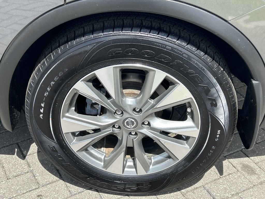 Used 2018 Nissan Murano SV w/ Cargo Package image 27