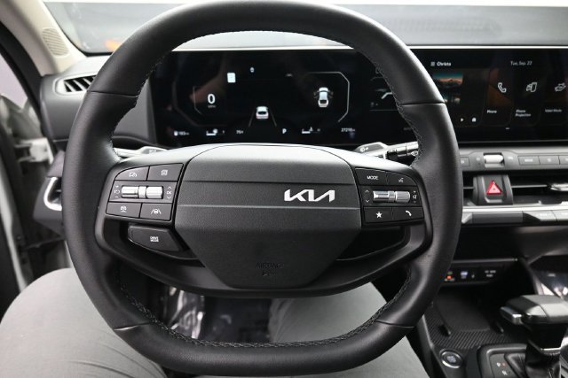 Used 2025 Kia K4 EX FWD image 15