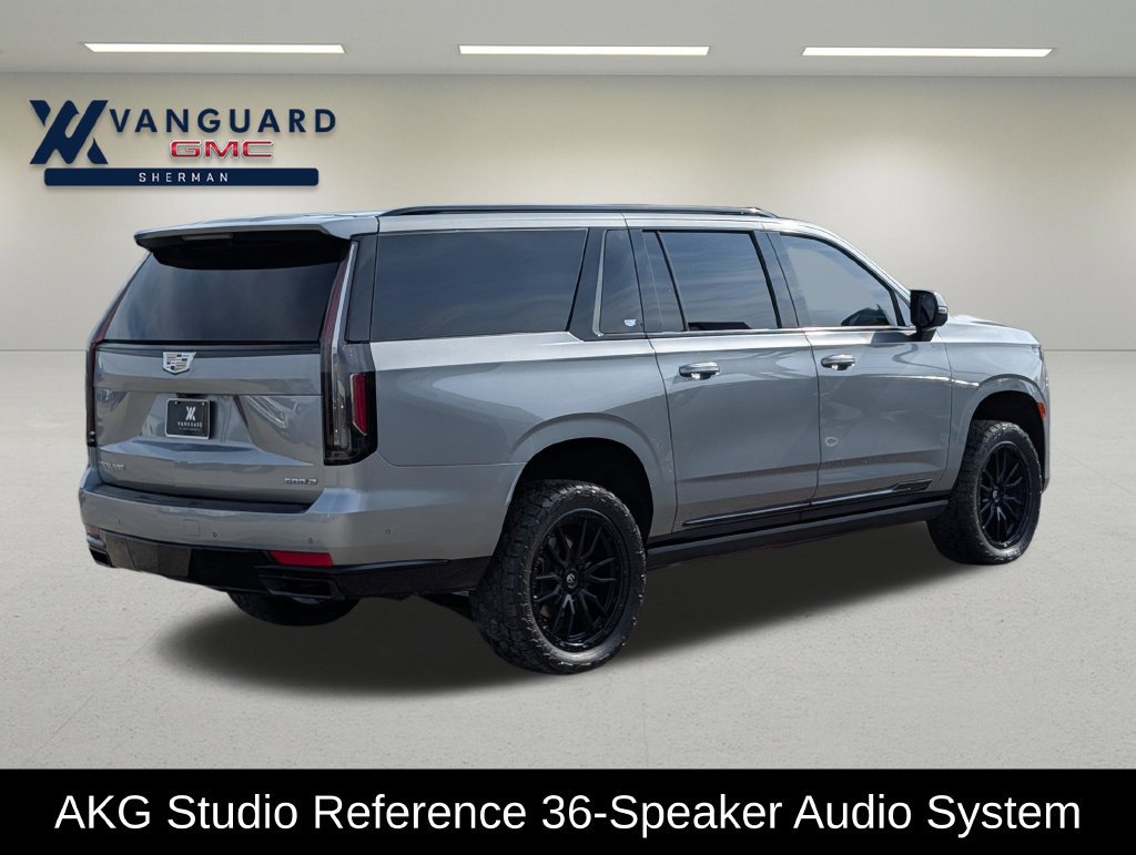 Used 2023 Cadillac Escalade ESV Sport Platinum AWD/4WD image 6