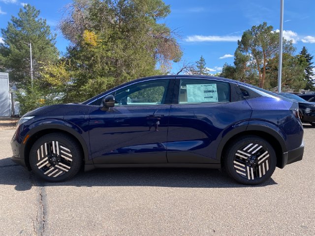 New 2026 Nissan Leaf SV+ w/ Floor Mat Package (SV+) FWD image 2