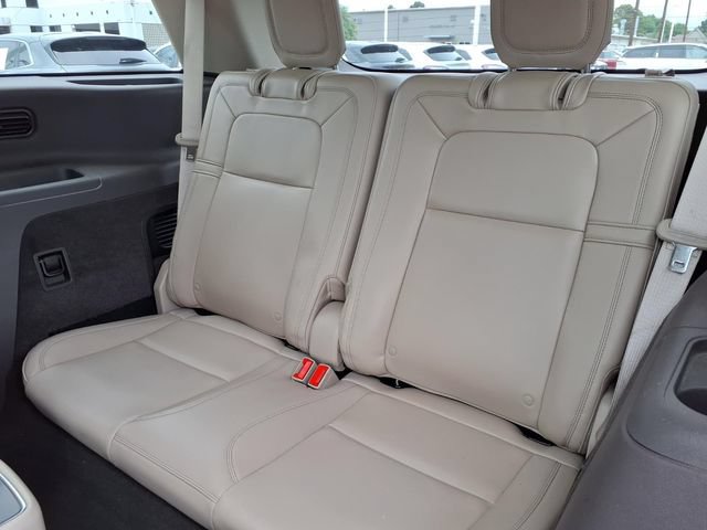 Certified 2022 Lincoln Aviator Reserve w/ Equipment Group 201A RWD image 6