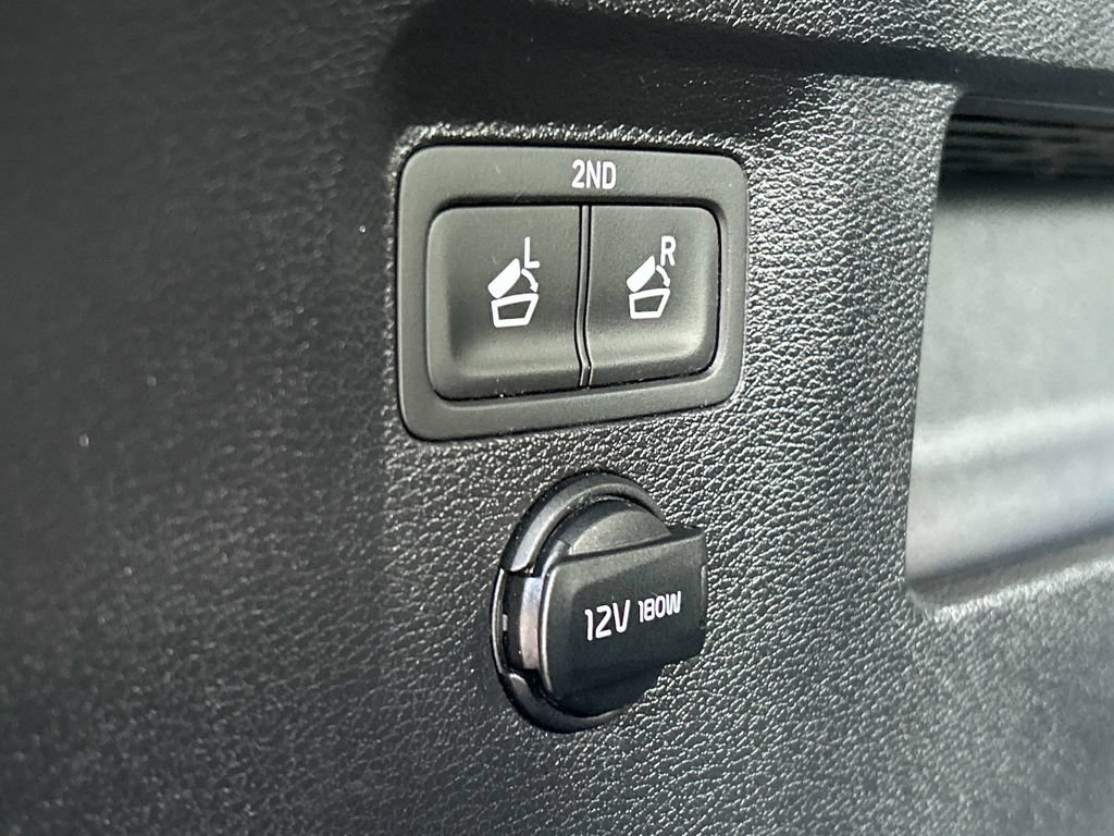 Used 2025 Kia Telluride S AWD/4WD image 19