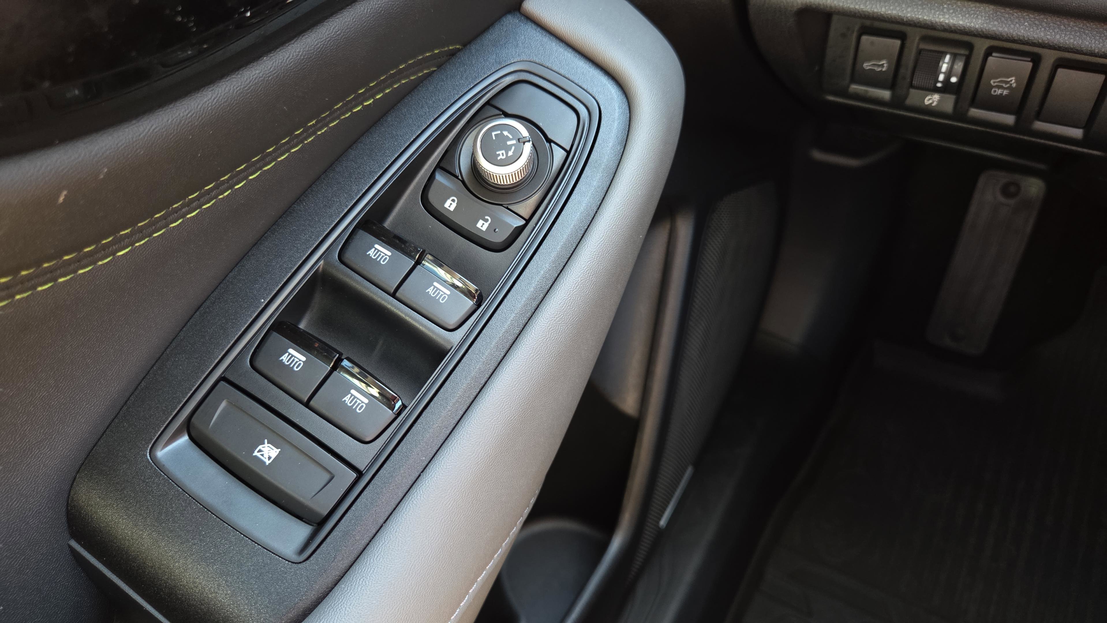 Used 2025 Subaru Outback Onyx Edition XT w/ Popular Package #2 image 19