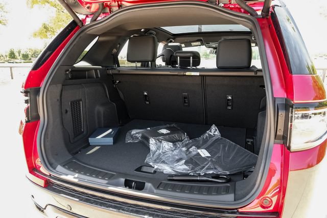 New 2026 Land Rover Discovery Sport Landmark AWD/4WD image 64