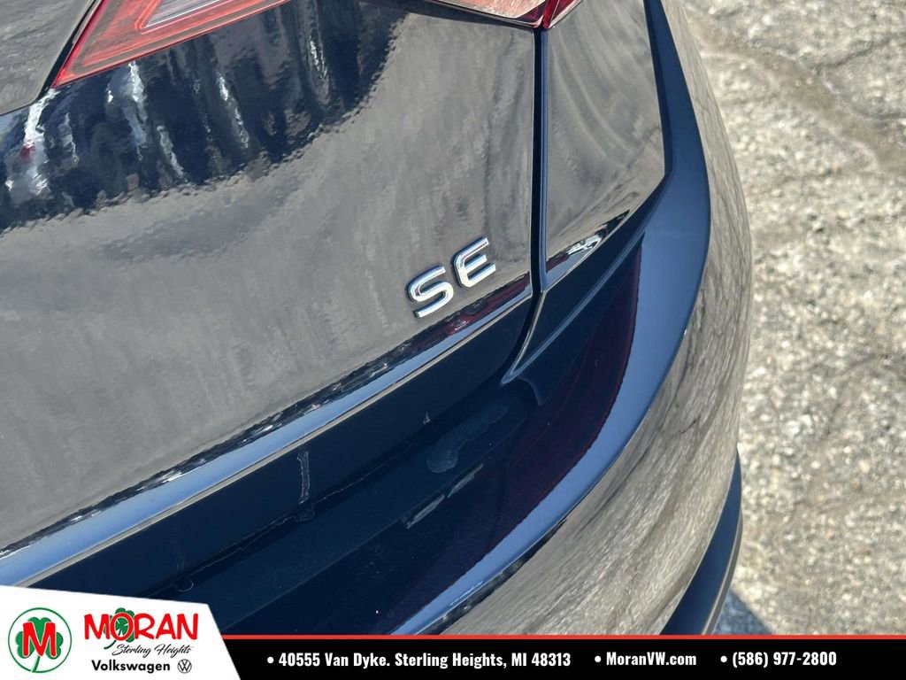 Certified 2023 Volkswagen Jetta SE FWD image 11
