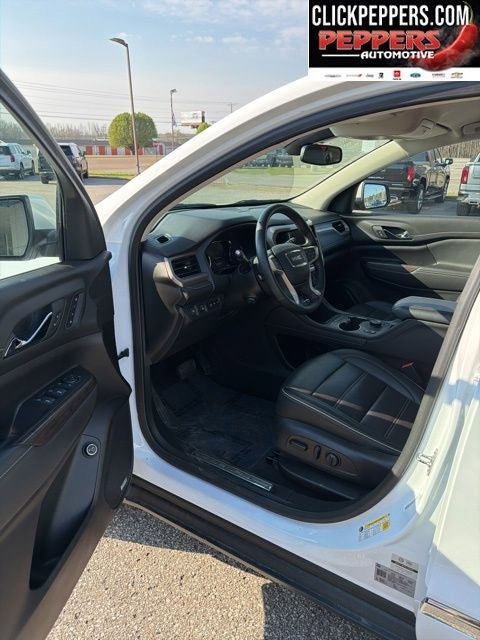 Used 2023 GMC Acadia Denali AWD/4WD image 6