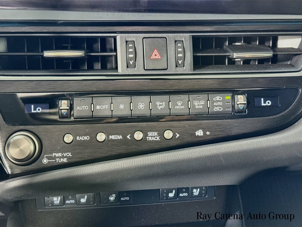 Certified 2024 Lexus ES 300h w/ Premium Package FWD image 16