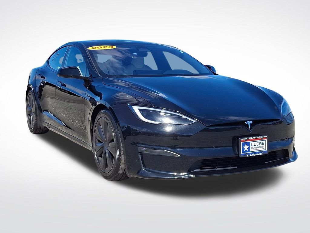 Used 2023 Tesla Model S Standard Range image 2
