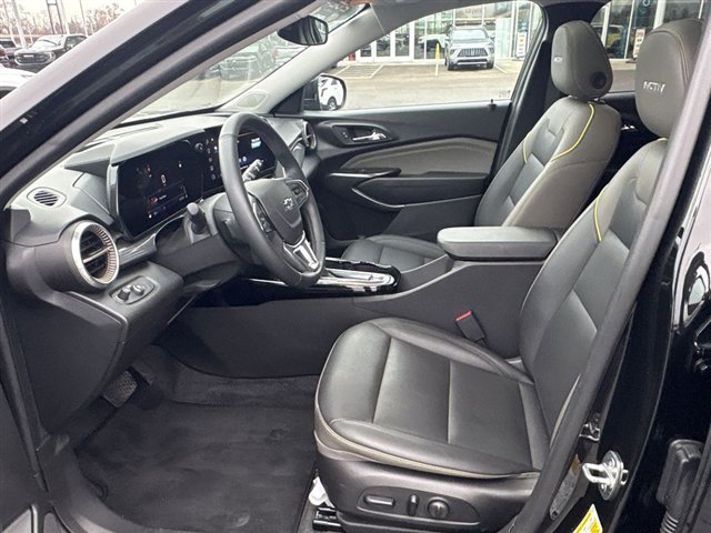 Certified 2024 Chevrolet Trax ACTIV w/ Sunroof Package image 18