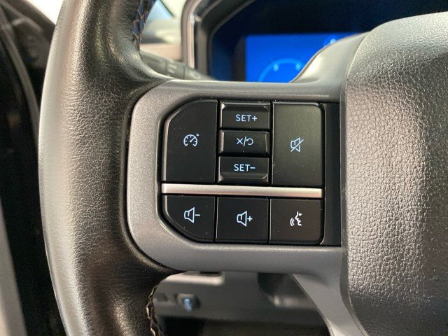 Used 2025 Ford F350 Lariat w/ Black Appearance Package AWD/4WD image 24