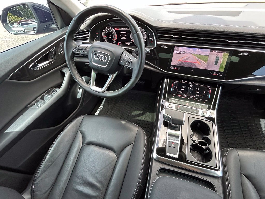 Used 2023 Audi Q8 Premium w/ Convenience Package AWD/4WD image 9