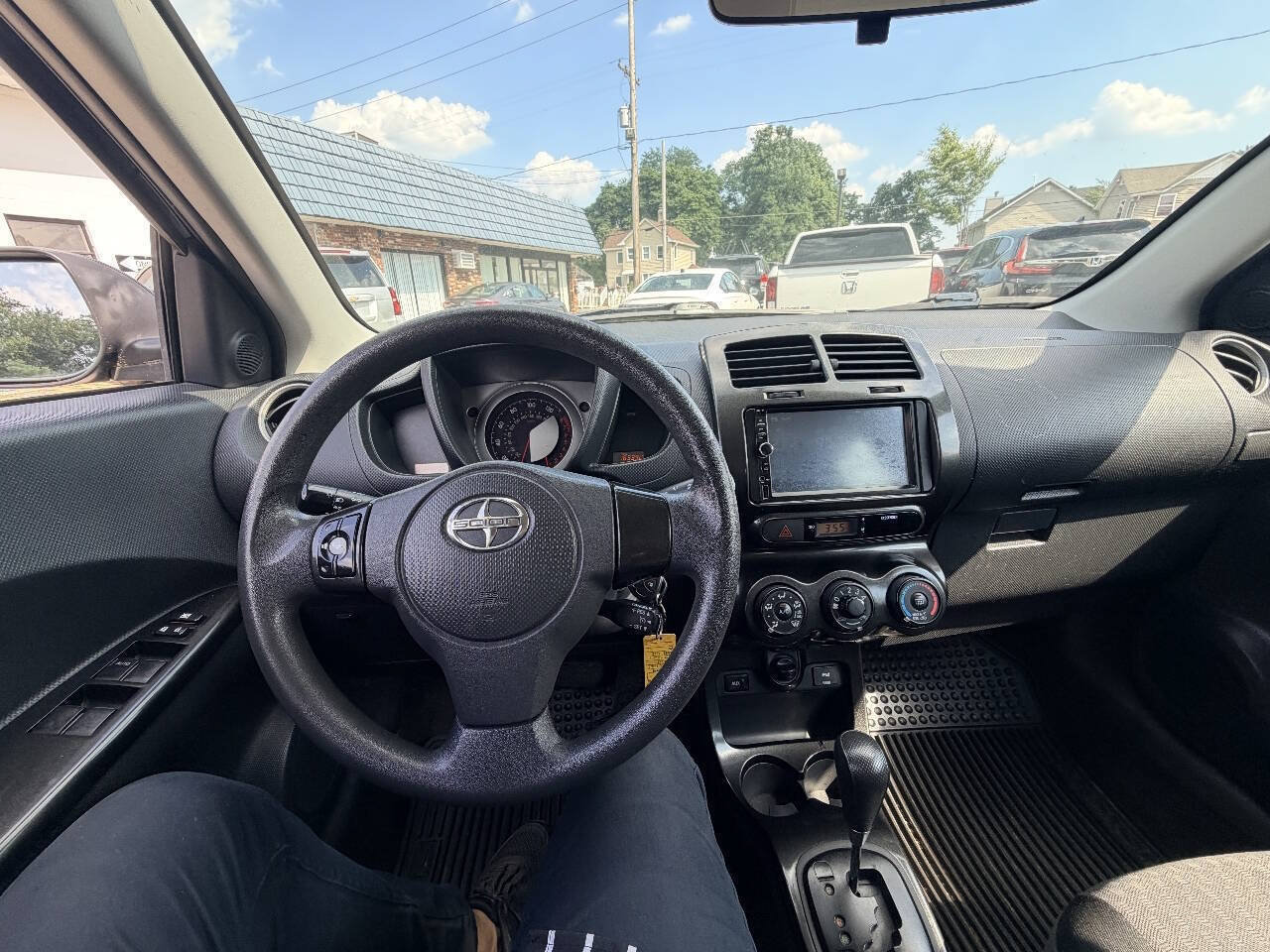Used 2009 Scion xD FWD image 4
