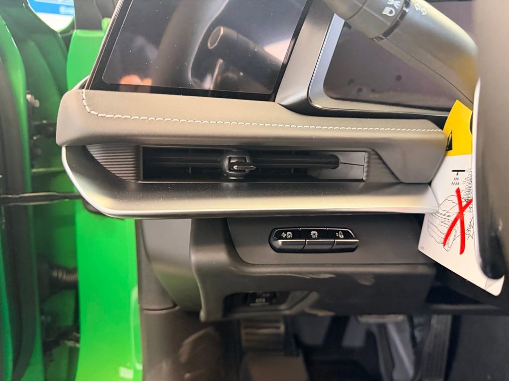 New 2026 Chevrolet Corvette Stingray w/ Z51 Performance Package image 22