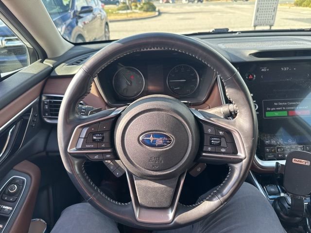 Used 2022 Subaru Outback Touring w/ Popular Package #2 image 14